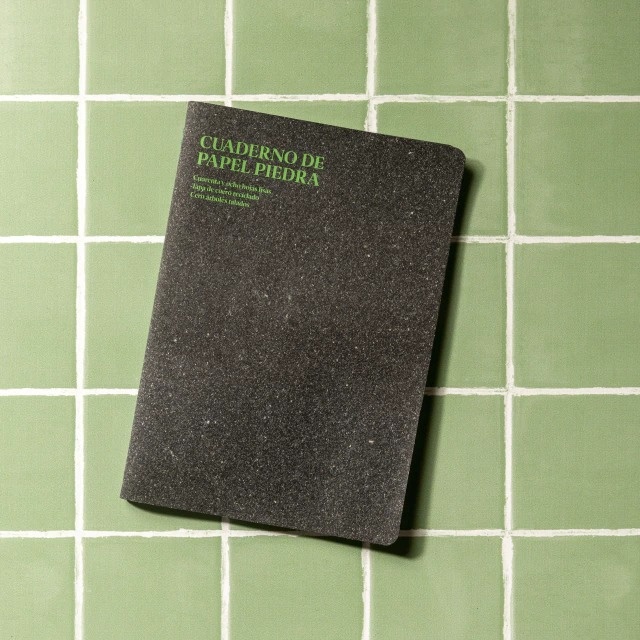 CUADERNO DE PAPEL PIEDRA